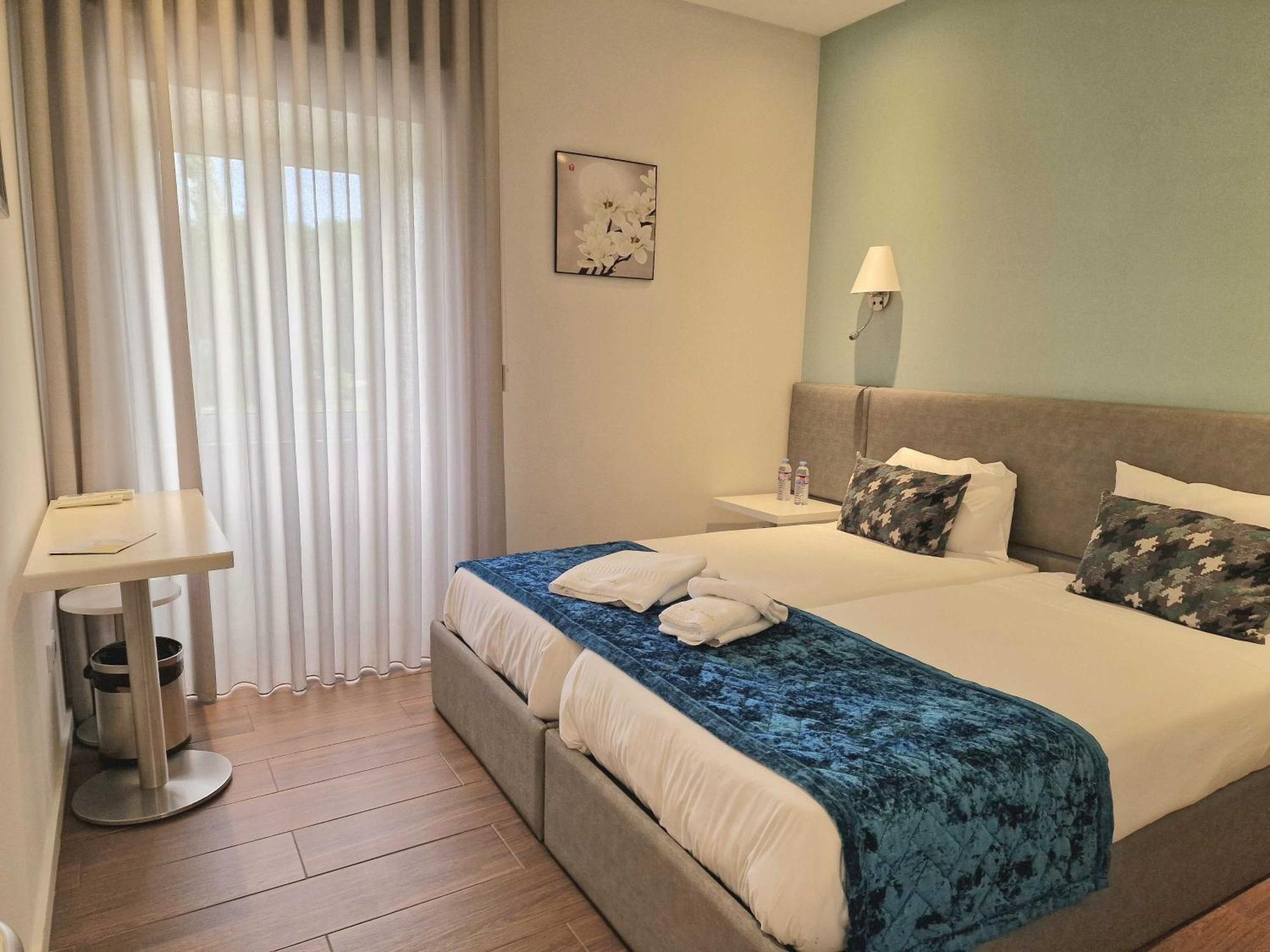 לינה וארוחת בוקר פאסוס דה פריירה Quinta Dos Jasmins מראה חיצוני תמונה